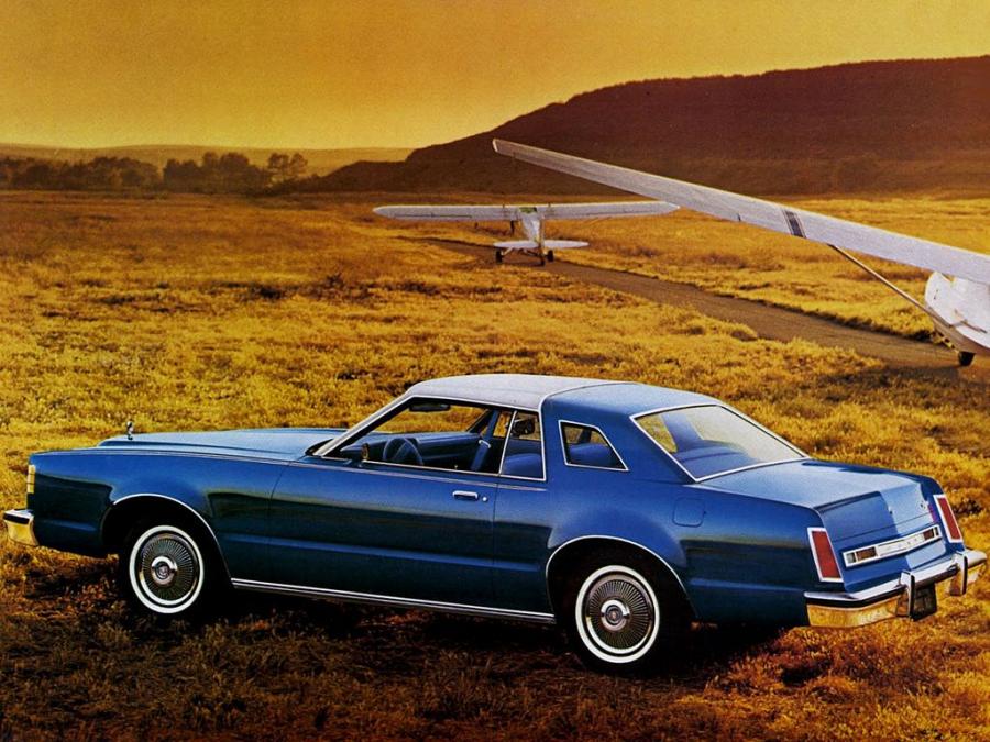  Ford LTD II Coupe 1977 года  (фото 3 из 17)